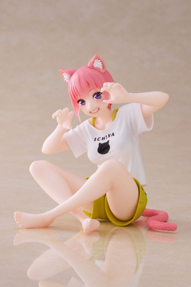 PREORDINE ESAURITO The Quintessential Quintuplets 2 PVC Statue Desktop Ichika Nakano Newley Written Cat Roomwear Ver. 13 cm