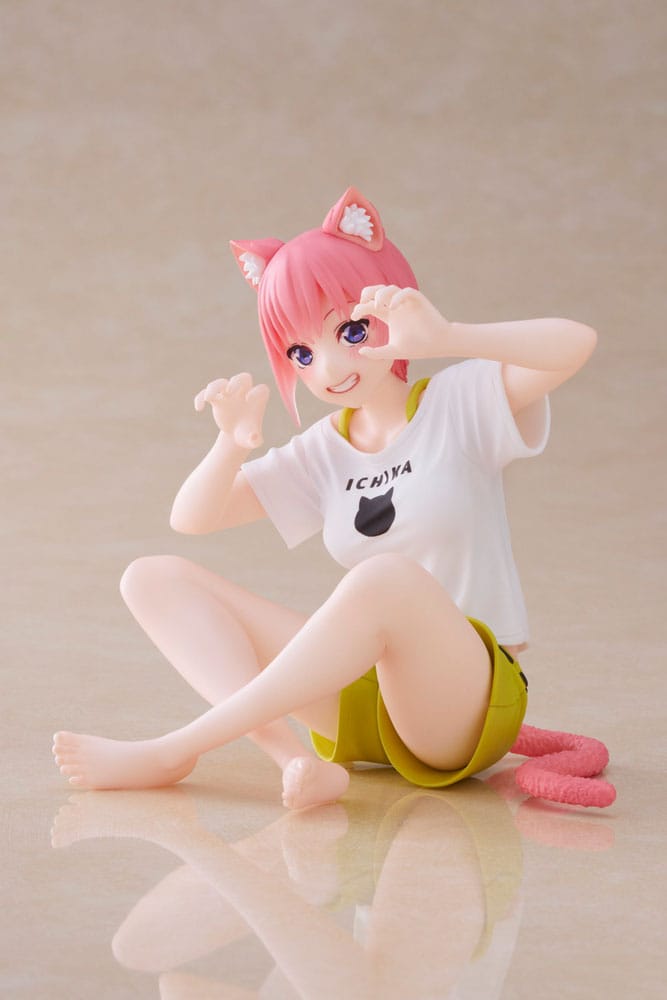 PREORDINE ESAURITO The Quintessential Quintuplets 2 PVC Statue Desktop Ichika Nakano Newley Written Cat Roomwear Ver. 13 cm