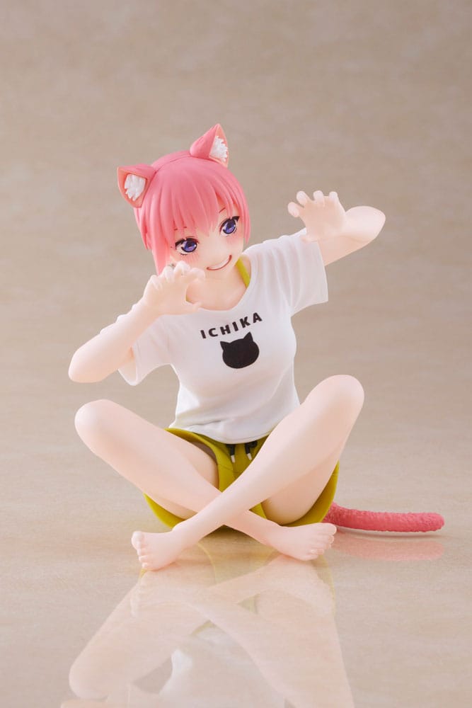 PREORDINE ESAURITO The Quintessential Quintuplets 2 PVC Statue Desktop Ichika Nakano Newley Written Cat Roomwear Ver. 13 cm