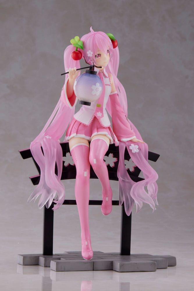 PREORDINE ESAURITO Hatsune Miku AMP PVC Statue Statue Sakura Miku Lantern Ver. Reissue 20 cm (H)