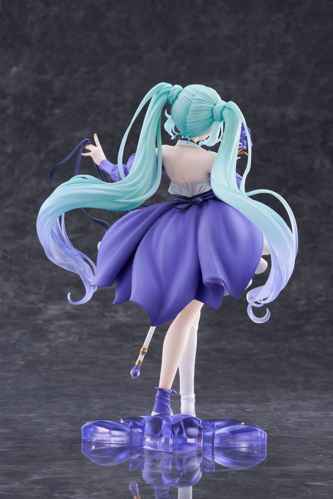 PREORDINE ESAURITO Hatsune Miku AMP Figure Statue Hatsune Miku Birthday 2024 Ver. 21 cm (H)