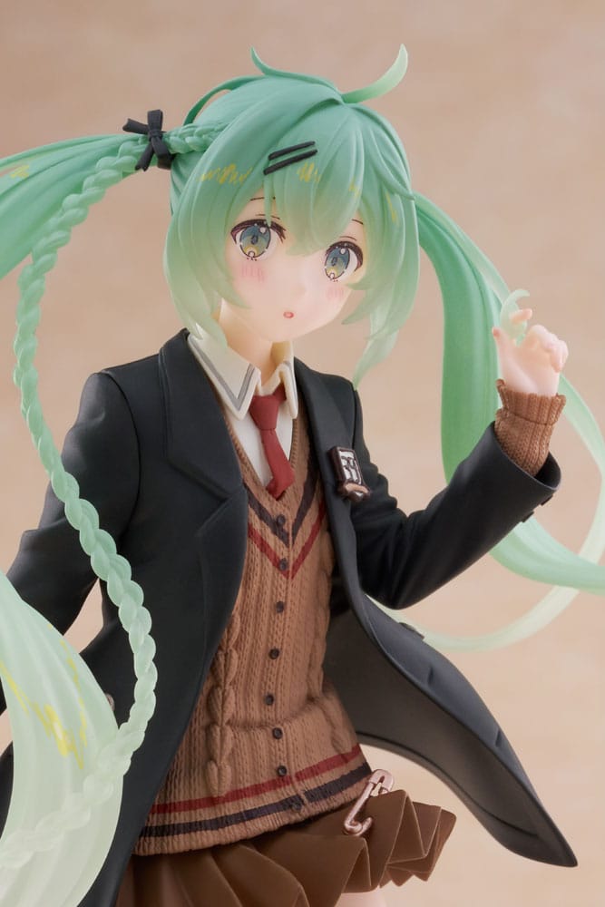 Auf Bestellung gefertigte Hatsune Miku PVC-Statue, Hatsune Miku Fashion Preppy Ver., 18 cm, AUSVERKAUFT