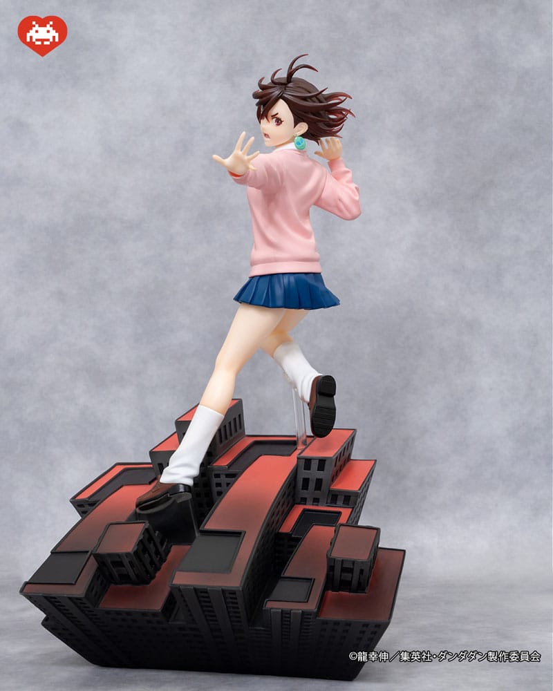 SU ORDINAZIONE Dandadan Dressta PVC Statue Momo 23 cm    