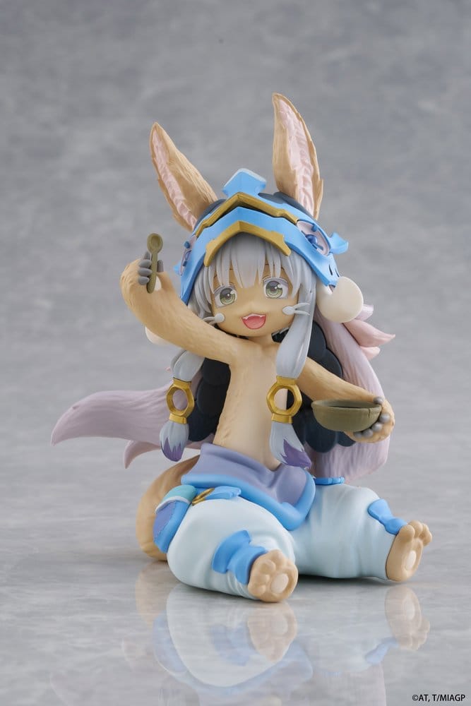 PREORDINE+ 08/2026 Made in Abyss Desktop Cute PVC Figure Nanachi (Mealtime ver.) 13 cm