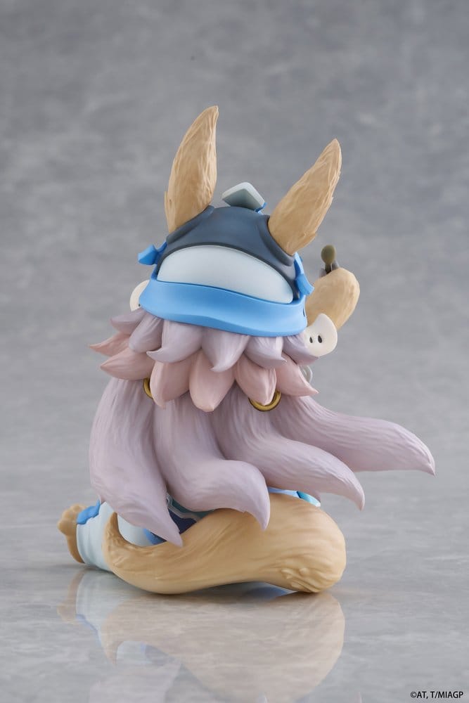 PREORDINE+ 08/2026 Made in Abyss Desktop Cute PVC Figure Nanachi (Mealtime ver.) 13 cm