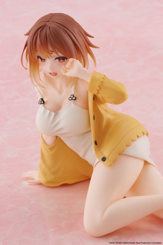 PREORDINE+ 12/2026 Atelier Ryza: Ever Darkness & the Secret Hideout Desktop Cute PVC Figure Ryza (Nightwear Ver.) Reissue 13 cm
