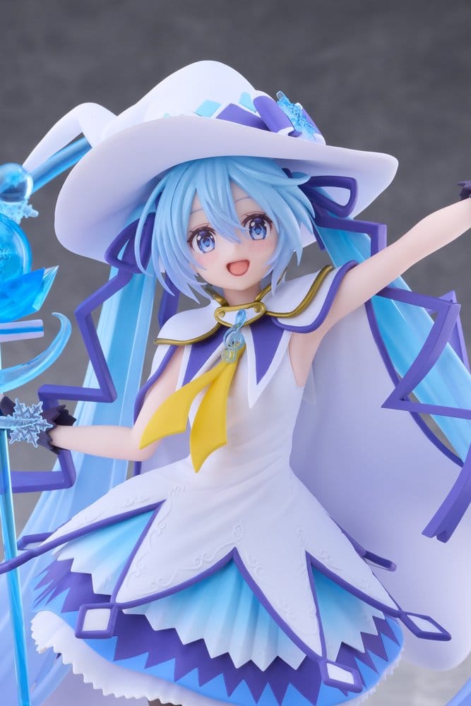 PREORDINE+ 02/2027 Hatsune Miku AMP+ PVC Figure Snow Miku All Stars 2014 Ver. 25 cm