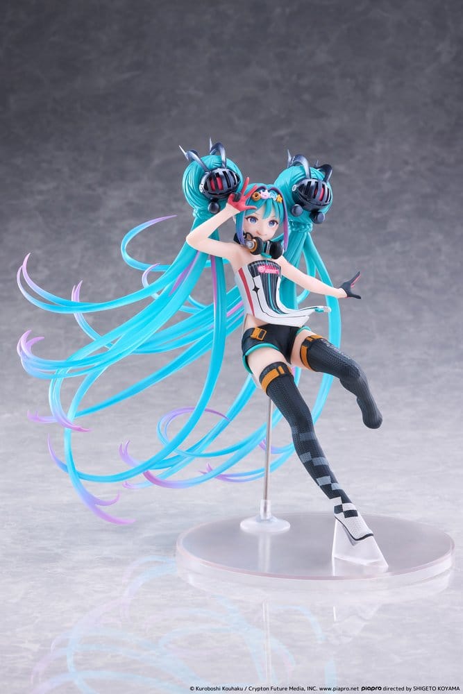 PREORDINE+ 03/2027 Hatsune Miku Taito Kuji PVC Figure Racing Miku 2026 Ver. Original 18 cm