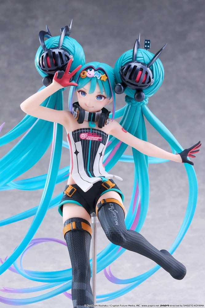 PREORDINE+ 03/2027 Hatsune Miku Taito Kuji PVC Figure Racing Miku 2026 Ver. Original 18 cm