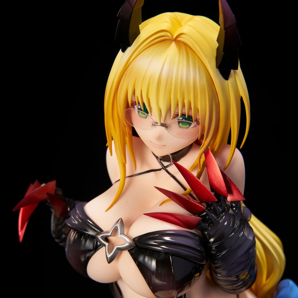 PREORDINE 12/2025 To Love-Ru Darkness PVC Statue 1/6 Tearju Lunatique Darkness Ver. Renewal Package Edition 17 cm (PREORDINE NON CANCELLABILE)