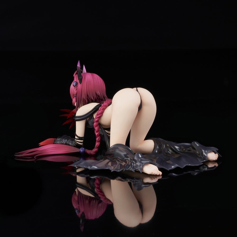 PREORDINE+ 02/2027 To Love-Ru Darkness PVC Figure 1/6 Mea Kurosaki Darkness Ver. (Renewal Package Edition) 11 cm