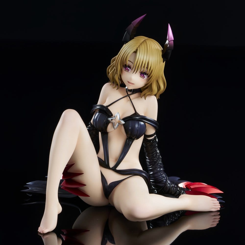 PREORDINE+ 07/2027 To Love Ru Darkness PVC Figure 1/6 Risa Momioka Darkness Ver. 15 cm