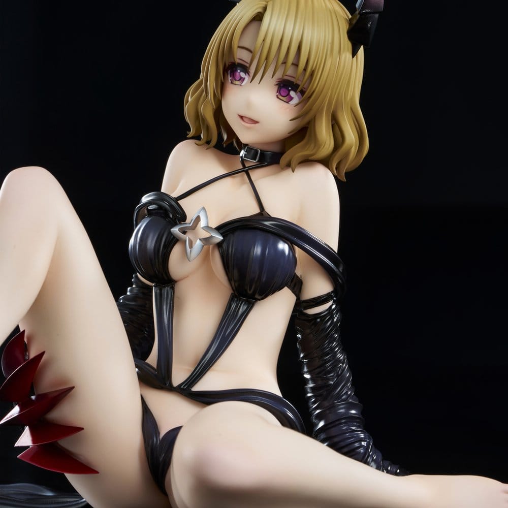 PREORDINE+ 07/2027 To Love Ru Darkness PVC Figure 1/6 Risa Momioka Darkness Ver. 15 cm