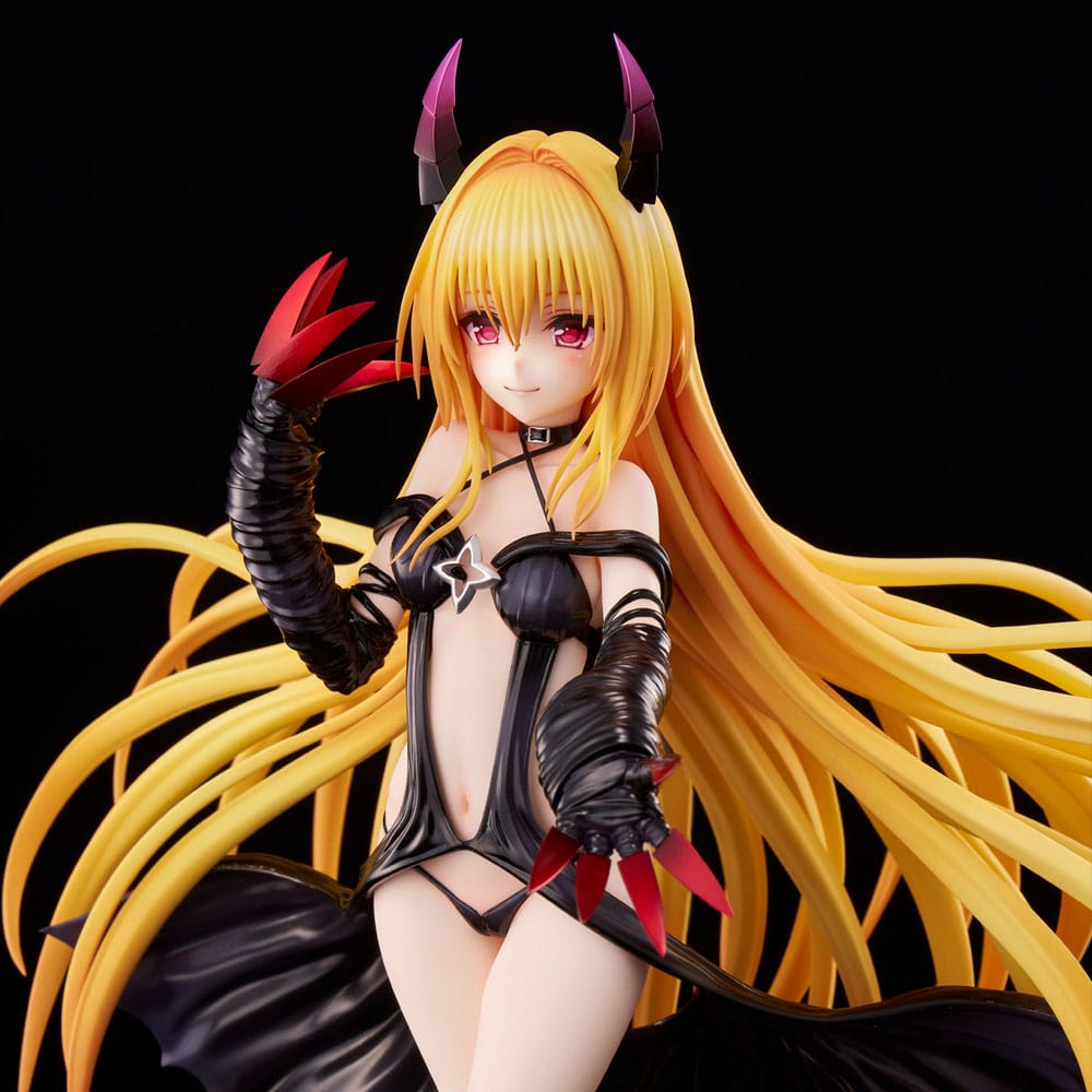 PREORDINE+ 01/2026 To Love-Ru Darkness PVC Statue 1/6 Golden Darkness Darkness Ver. 30 cm
