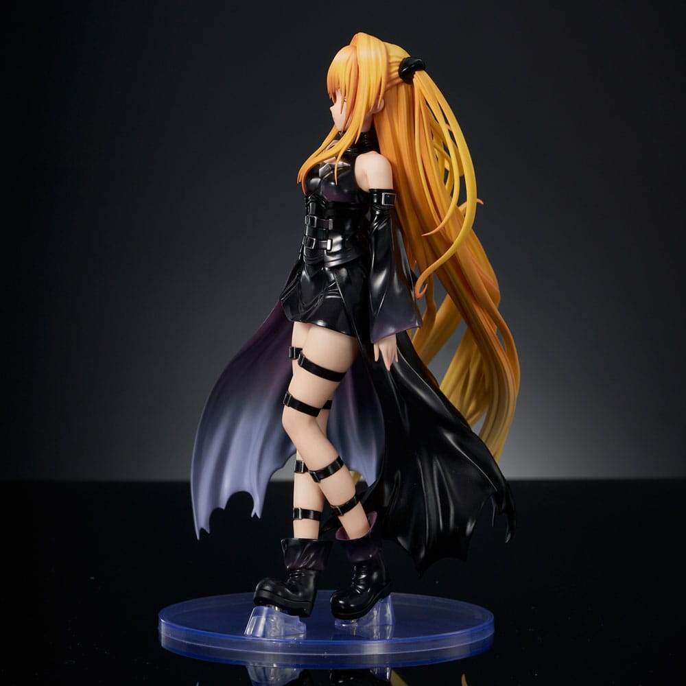 PREORDINE+ 05/2026 To Love-Ru Darkness PVC Statue 1/6 Golden Darkness Black Trance Version 20 cm