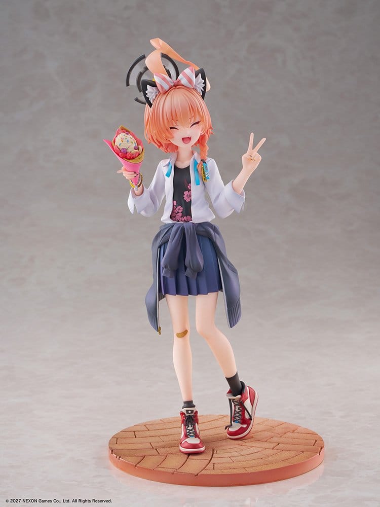 PREORDINE+ 06/2027 Blue Archive PVC Figure 1/7 Neru (School): Memorial Lobby Ver. 22 cm