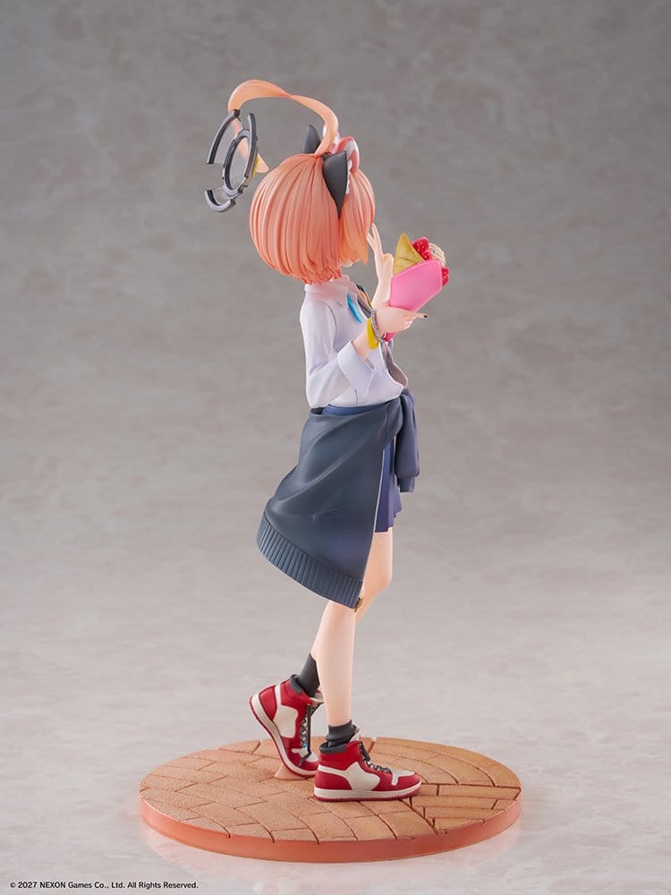 PREORDINE+ 06/2027 Blue Archive PVC Figure 1/7 Neru (School): Memorial Lobby Ver. 22 cm